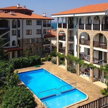 Design Family Paradise سفيتي فلاس