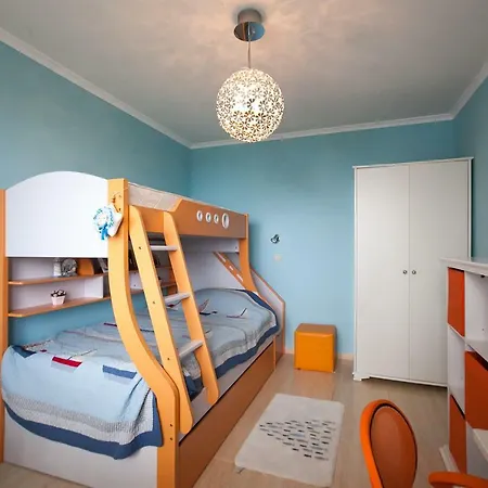 Design Family Paradise شقة *